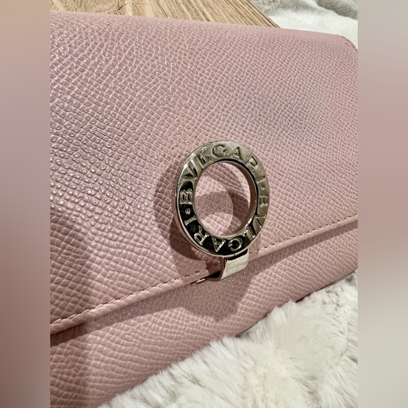 BVLGARI BULGARI Long Wallet in Blush Pink w/Silver Magnetic Closure - Picture 2 of 8